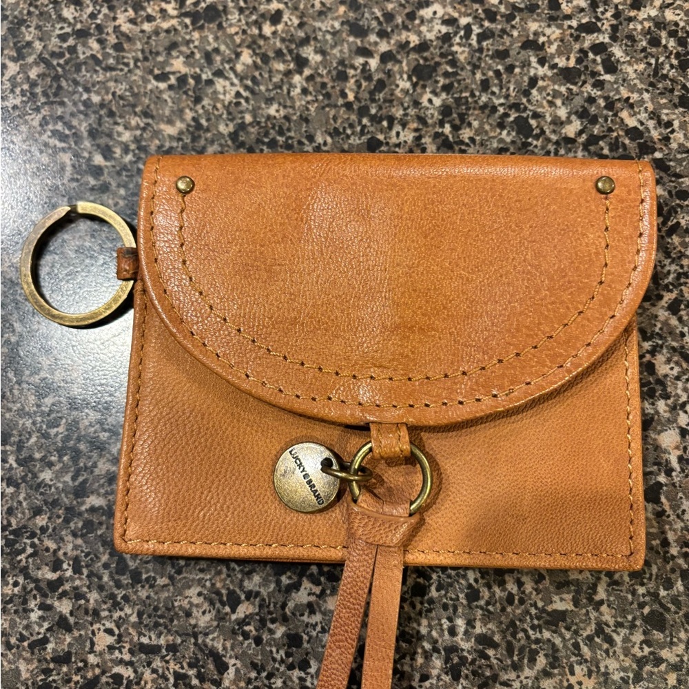 Lucky brand card wallet